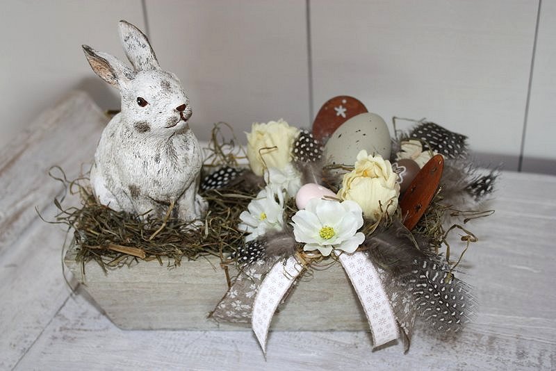Décoration de Pâques – Mon beau petit lièvre de Pâques et sa ronde des oeufs