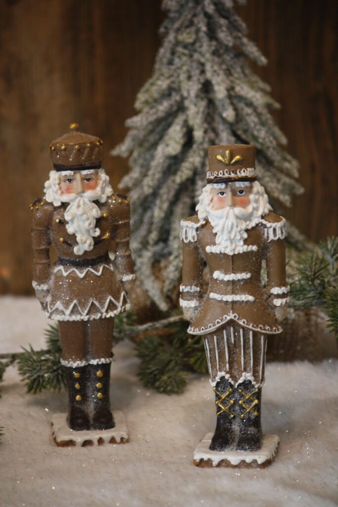 Personnage de Noël – Le soldat Casse-noisette façon petit biscuit avec son chapeau