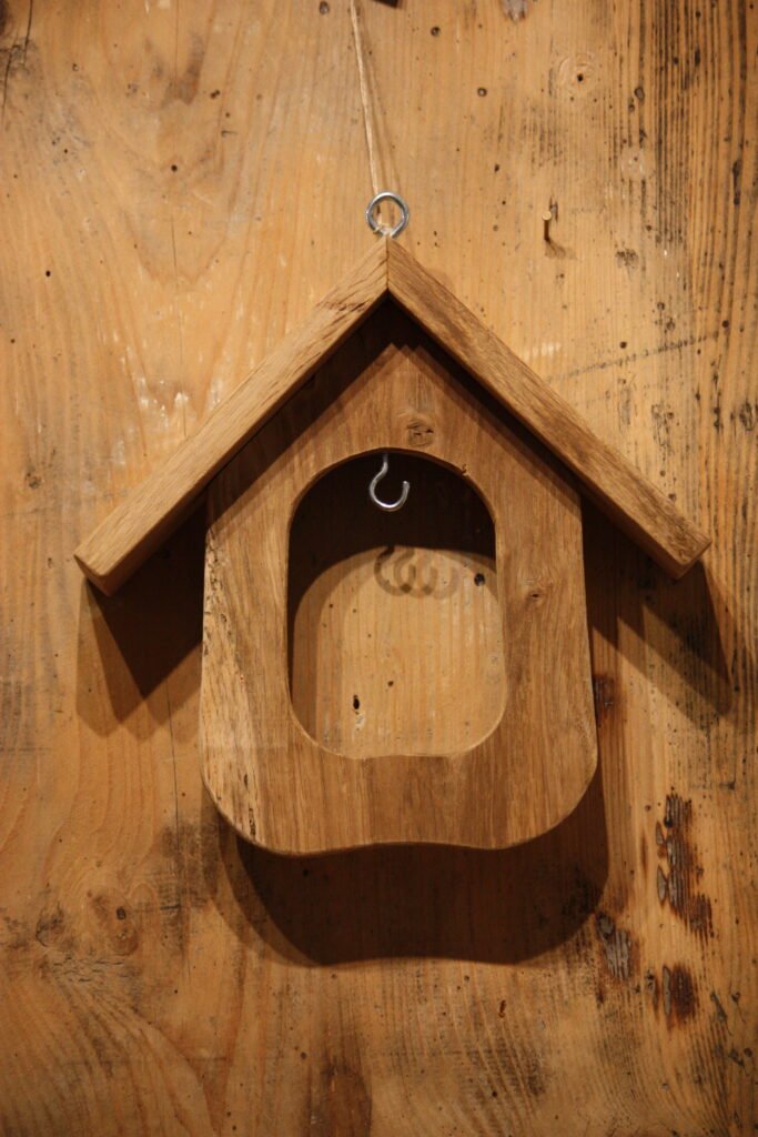 Mangeoire – Mangeoire en forme de maison pour oiseaux