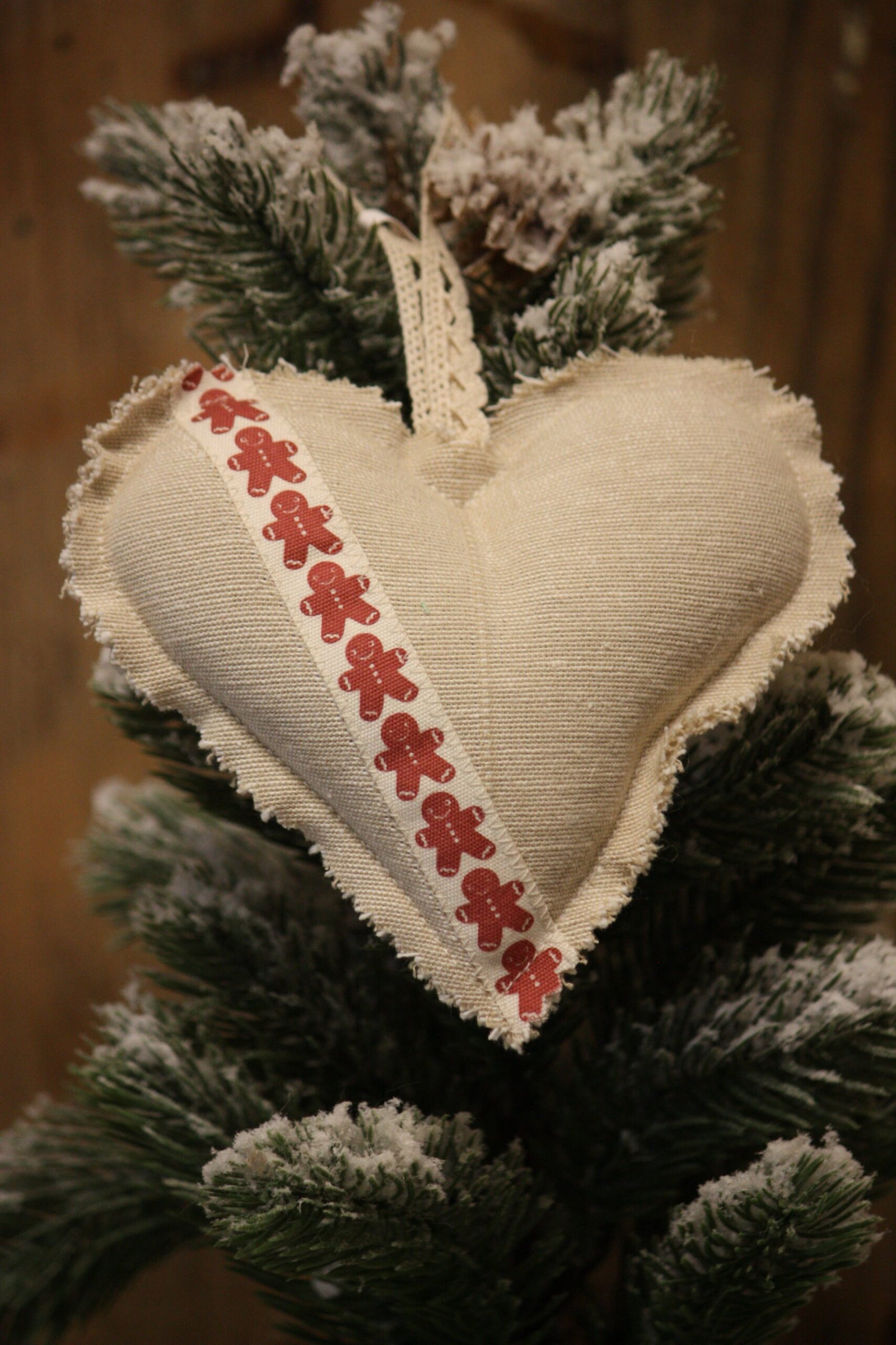 Suspension de Noël - La balade des Mannalas