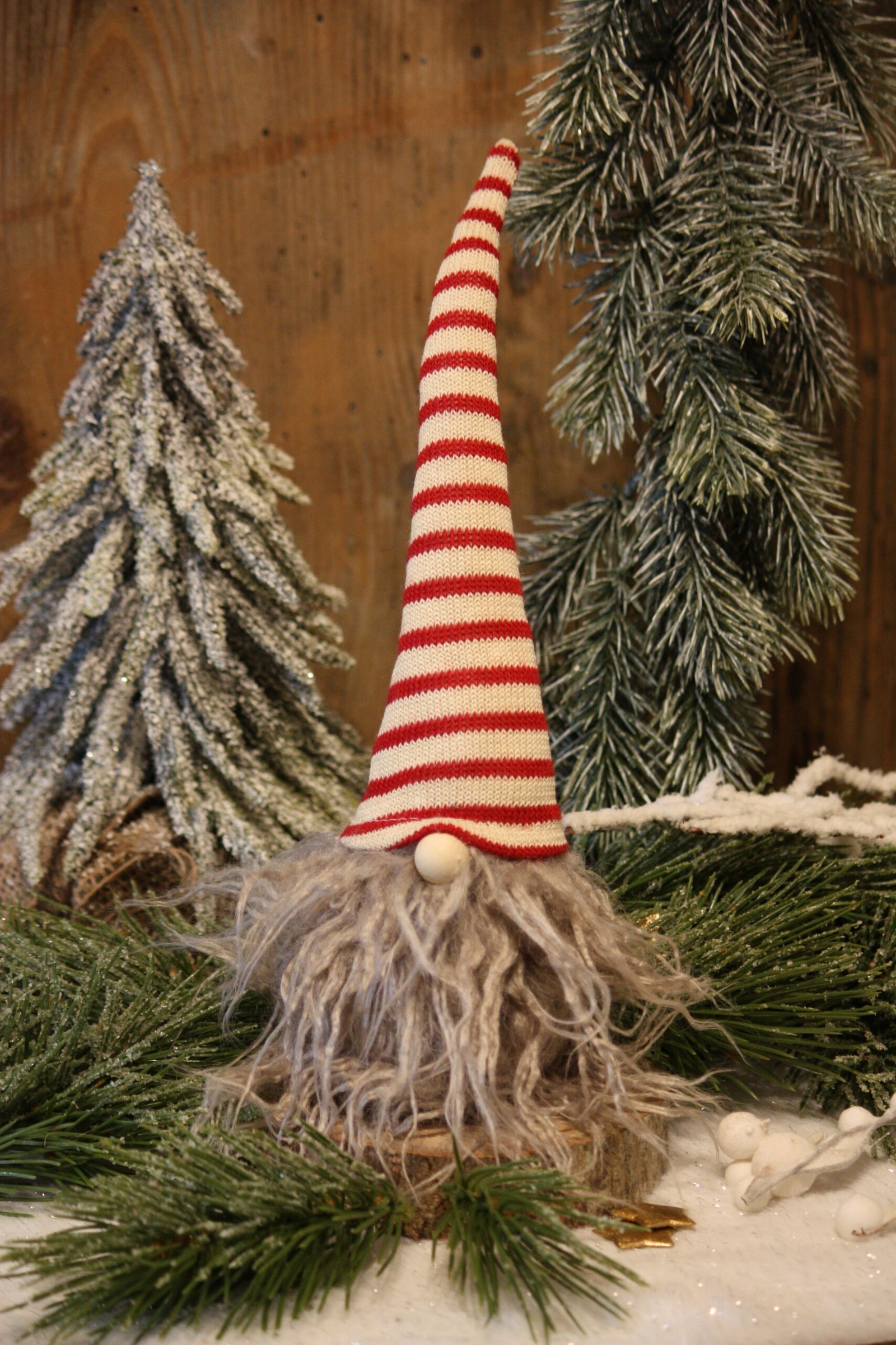 Lutin - Le lutin au long bonnet rayé rouge et beige