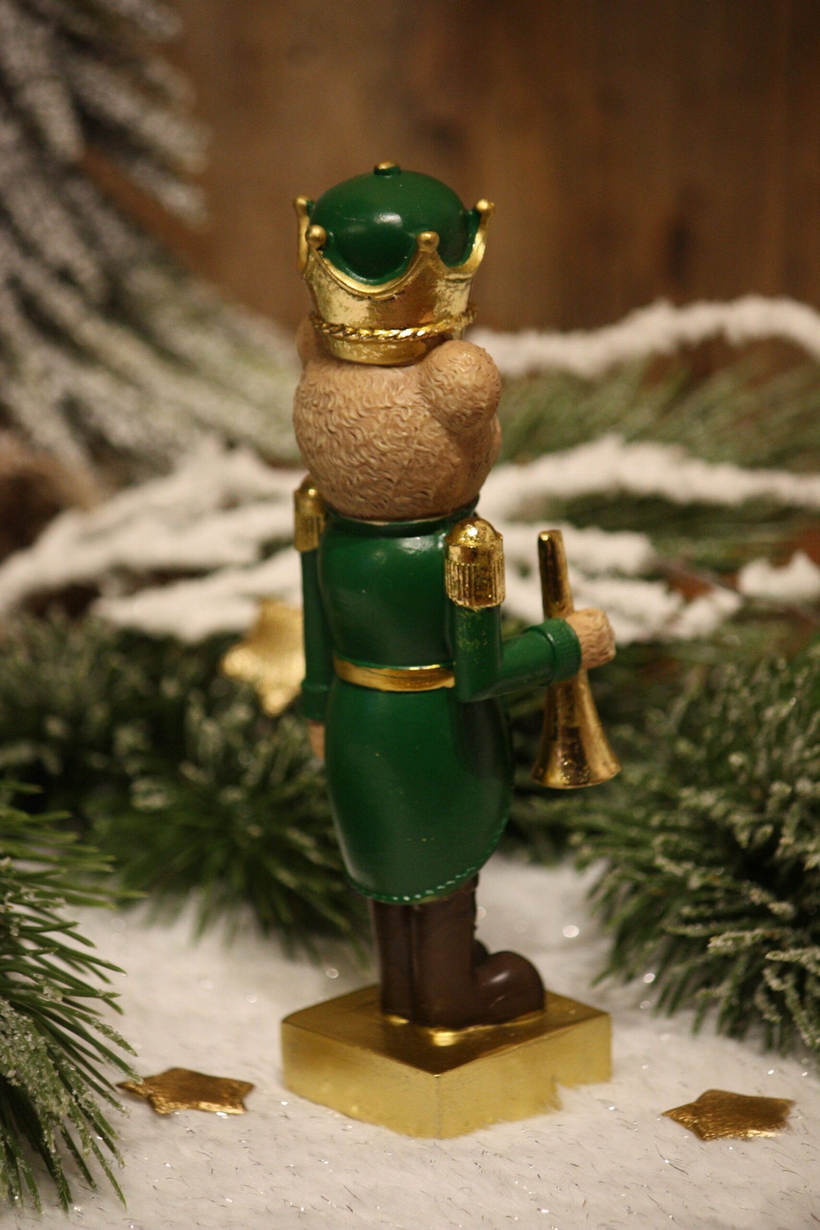 Personnage de Noël - Ours Casse-Noisette vert avec sa trompette – Image 3