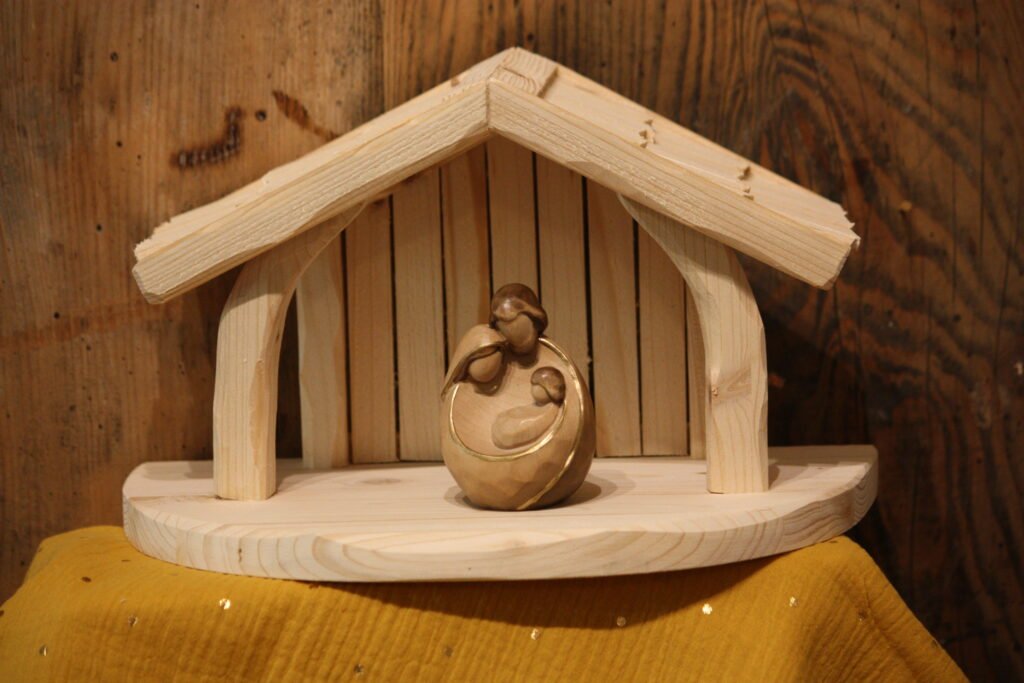 Crèche – La petite étable + la tendre famille
